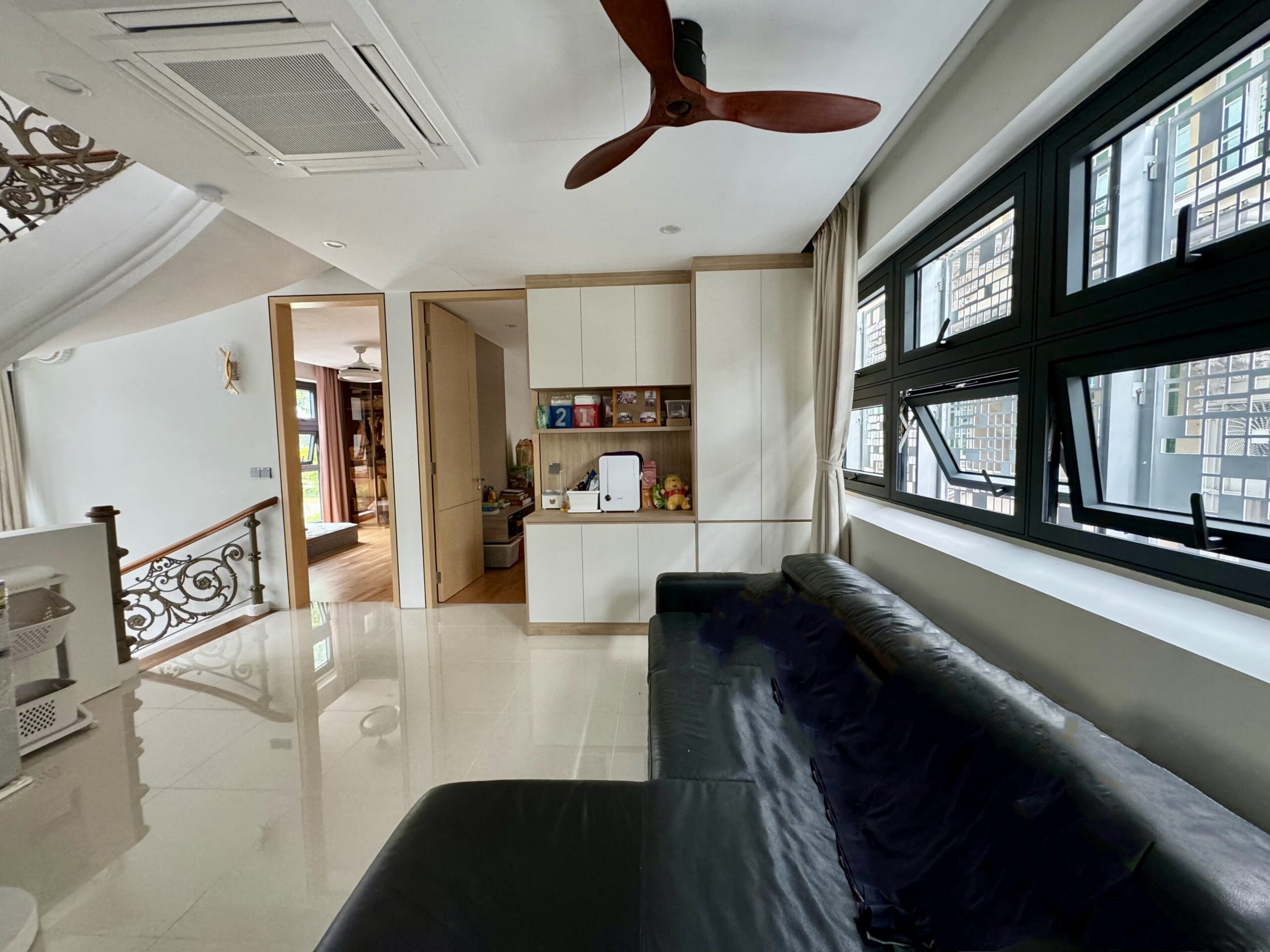 Renovated 3.5 Storey Detached @ Tahan Merah, Jalan Pari Burong