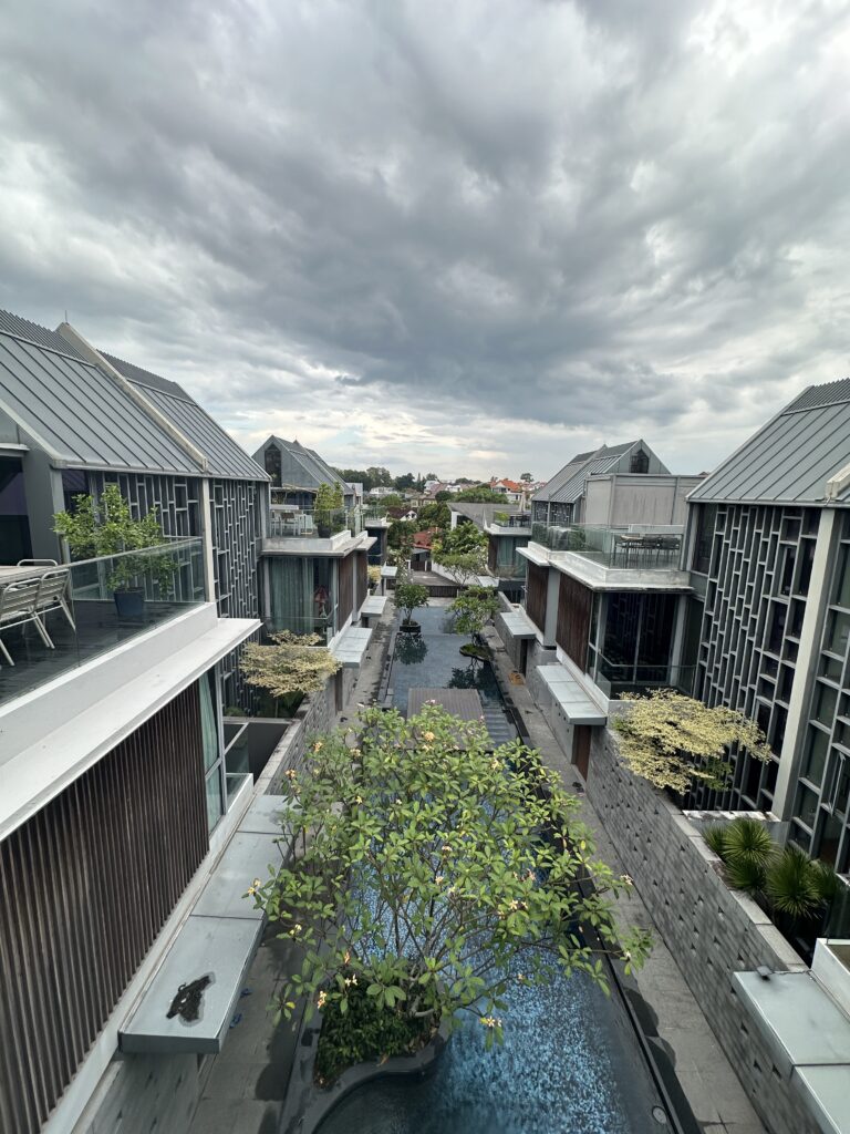 Renovated 2.5 Storey Cluster @ Toh Crescent