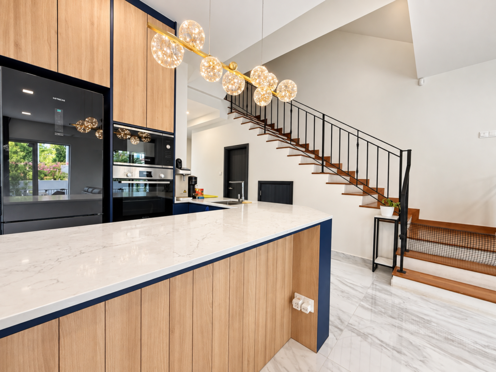 Reno 3 Storey Corner-Terrace @ Woodgrove